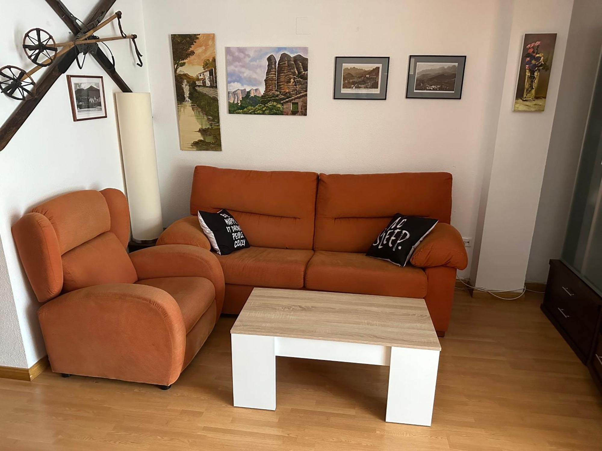 Apartment Gas, Garaje , Trastero, Centro, Wifi, Ascensor Soleado, Temperatura A Elegir *